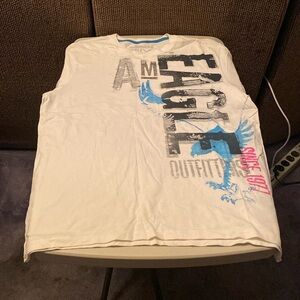 American Eagle short sleeve graphic shirt. Size: L. Color: White/multi